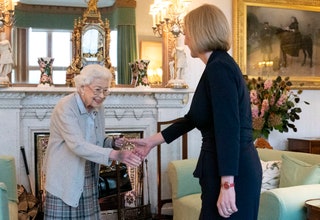 On September 6 2022 Queen Elizabeth II met with former UK Prime Minister Lis Truss at Balmoral Castle. Just two days...