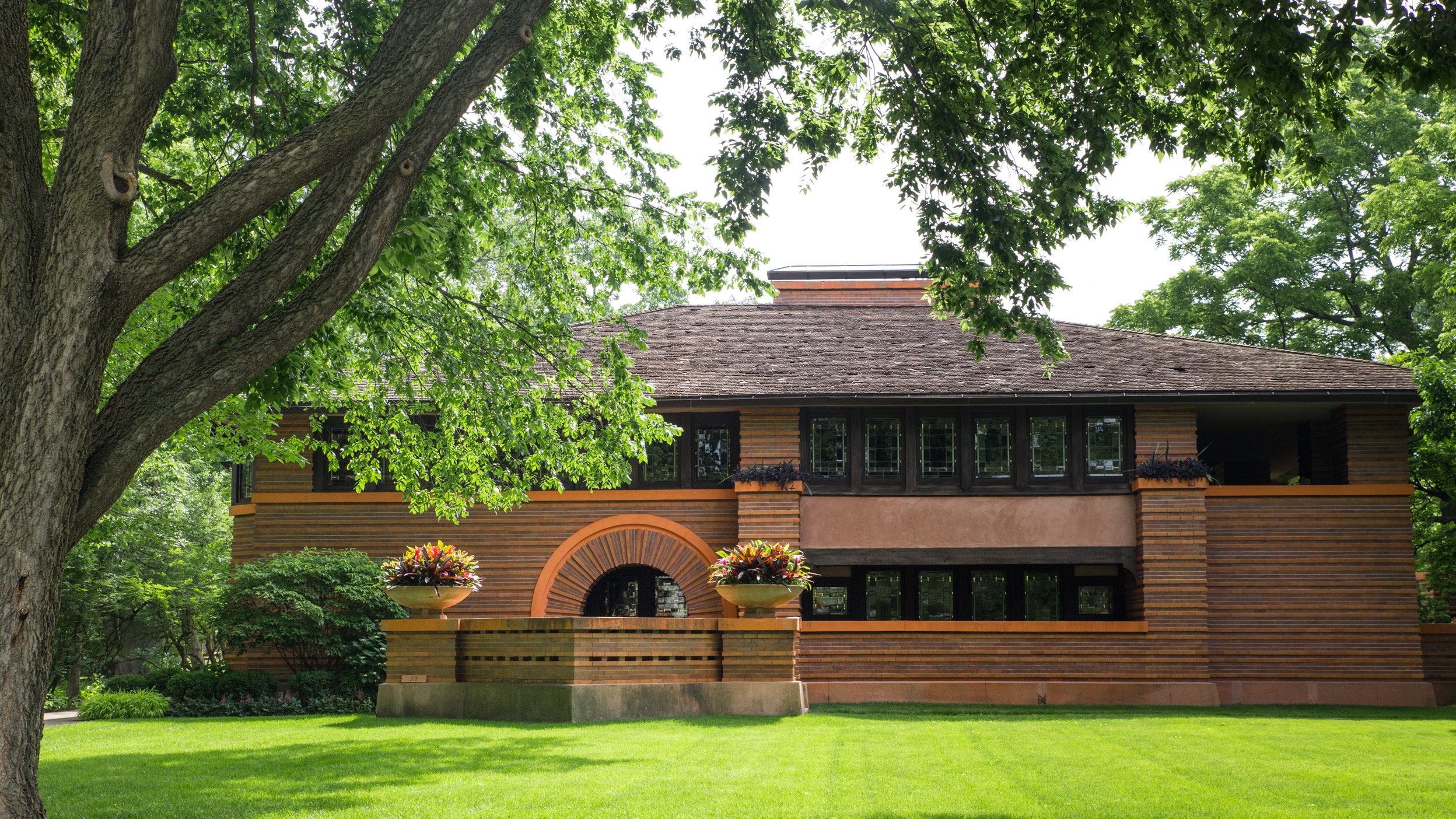 Frank Lloyd Wrights Home State Had a Surprising Significance in His Work